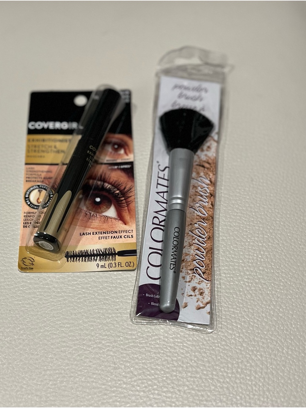 Colormates Powder Brush & CoverGirl Mascara Black/Brown